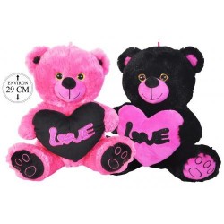 peluche ours avec un coeur